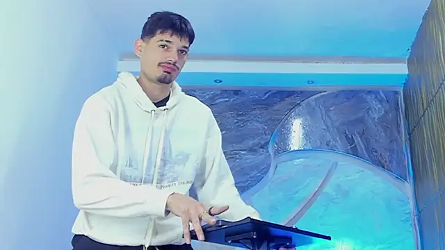 Iam Steven online show from February 16, 1:10 pm