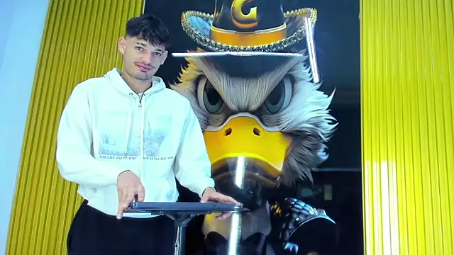 Iam Steven online show from January 9, 5:03 am