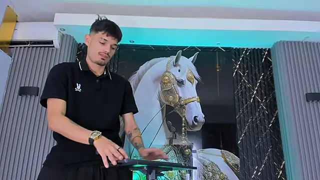 Iam Steven online show from February 21, 11:56 am