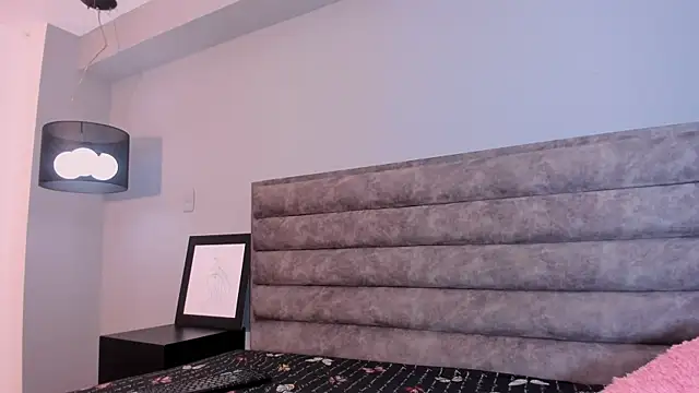 Aliciabloom online show from October 10, 12:50 pm