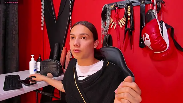 Almaazz online show from April 1, 8:17 pm