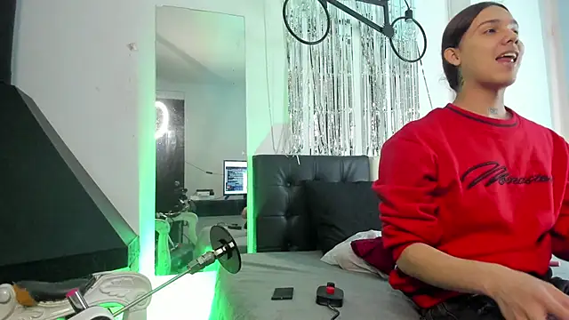 Almaazz online show from November 6, 7:29 pm