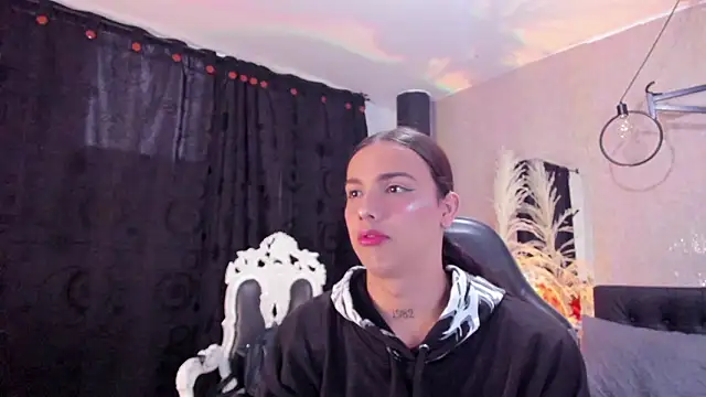 Almaazz online show from February 7, 5:10 pm