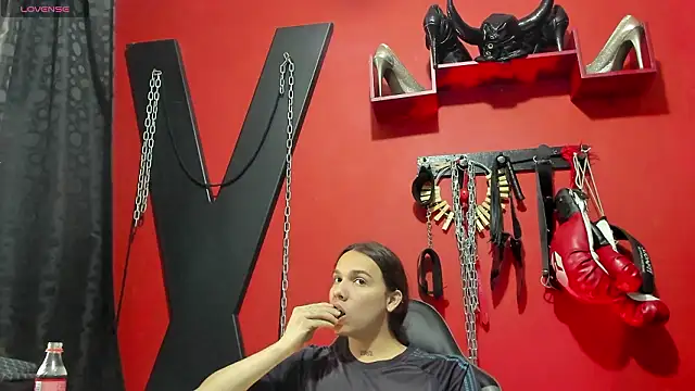 Almaazz online show from March 26, 7:45 pm