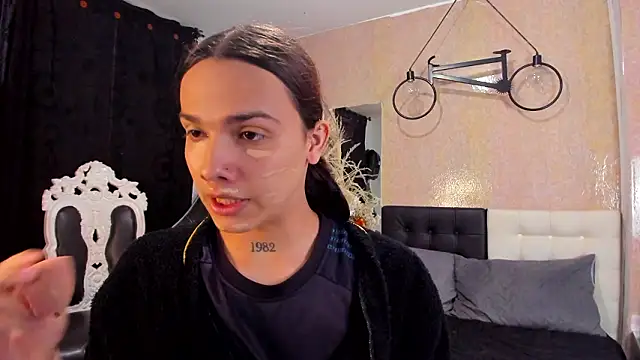 Almaazz online show from February 24, 6:42 pm