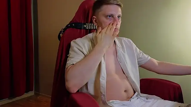 Vincent Hardman online show from November 20, 8:09 pm