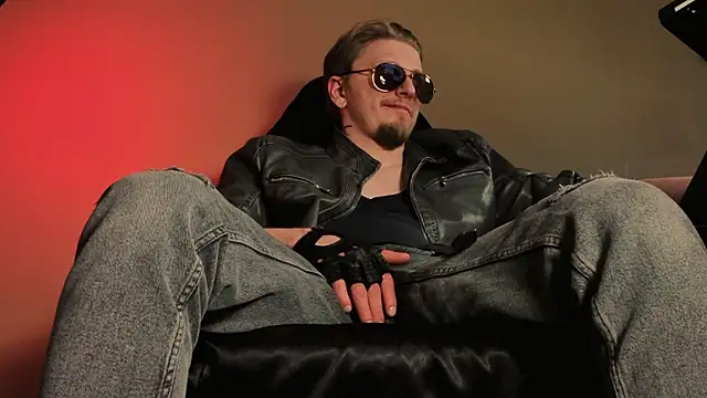 Snapshot of Vincent_Hardman chatting on February 5, 4:08 am Vincent Hardman online show from February 5, 4:08 am