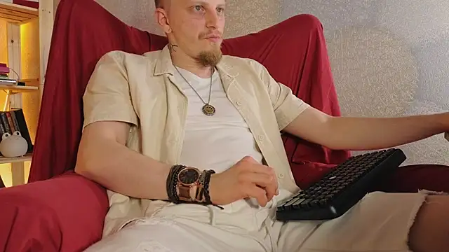Snapshot of Vincent_Hardman chatting on September 25, 8:48 pm Vincent Hardman online show from September 25, 8:48 pm