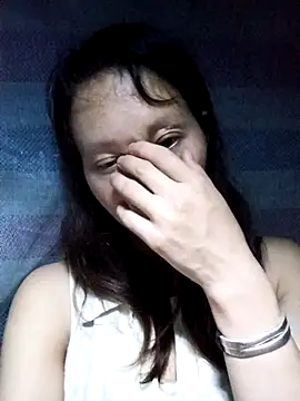 bonnie-00 online show from November 9, 2:10 pm