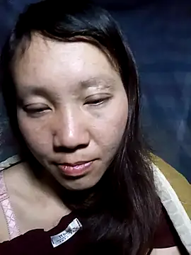 bonnie-00 online show from December 3, 4:06 pm