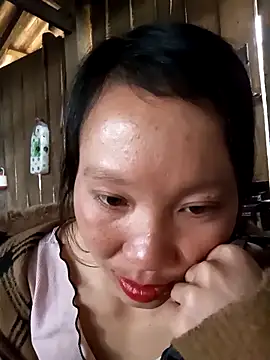 bonnie-00 online show from December 18, 1:00 am