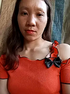 Snapshot of bonnie-00 chatting on September 15, 10:48 am bonnie-00 online show from September 15, 10:48 am