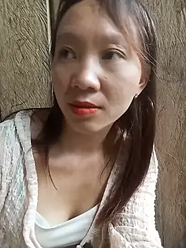 Snapshot of bonnie-00 chatting on June 21, 3:45 am bonnie-00 online show from June 21, 3:45 am