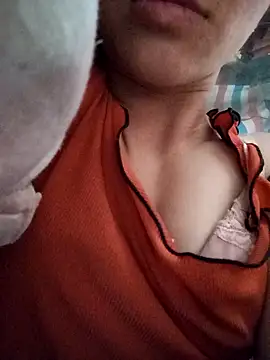 bonnie-00 online show from March 27, 6:11 am