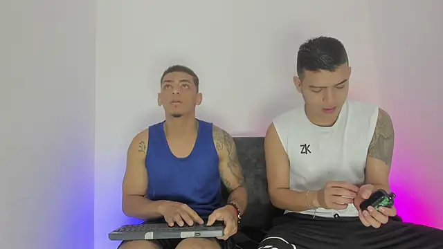 maykel and mike online show from October 2, 10:18 am