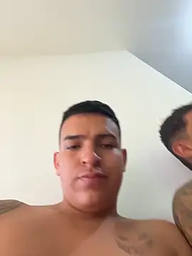 maykel and mike online show from October 15, 9:23 pm