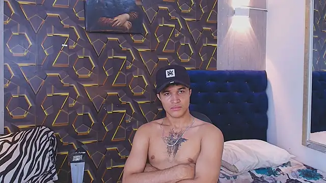 Snapshot of fire_drako_ chatting on June 18, 6:23 am fire drako online show from June 18, 6:23 am