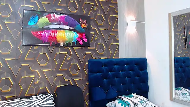 Snapshot of fire_drako_ chatting on September 18, 4:48 am fire drako online show from September 18, 4:48 am