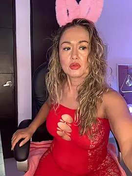 BunnyGlow50 online show from March 29, 7:48 pm