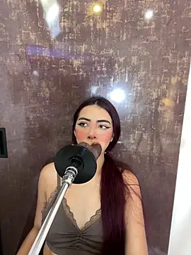 cherry skinny  online show from December 14, 4:08 am