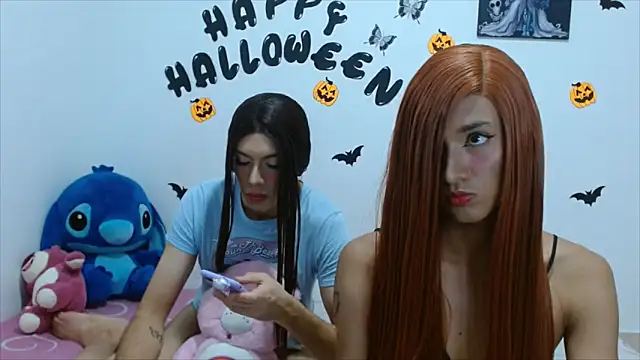 Snapshot of PinkLuna_LolaBloom chatting on November 2, 11:04 am PinkLuna LolaBloom online show from November 2, 11:04 am