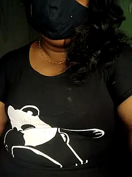 Snapshot of sonali134 chatting on October 13, 5:58 pm sonali134 online show from October 13, 5:58 pm