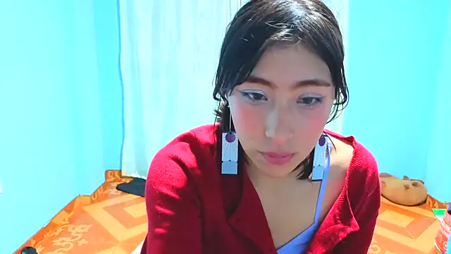 Sullyoonn online show from April 17, 4:04 am