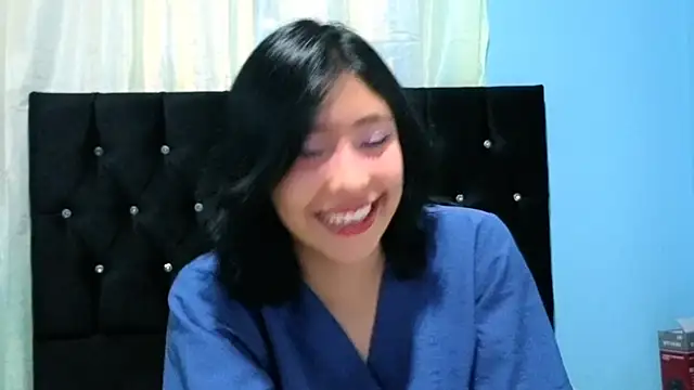 Snapshot of Sullyoonn chatting on October 12, 10:55 pm Sullyoonn online show from October 12, 10:55 pm