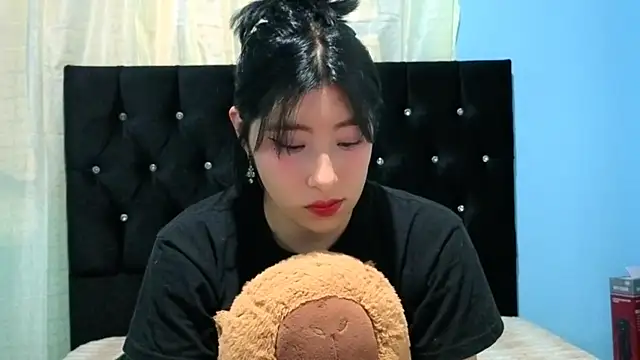 Snapshot of Sullyoonn chatting on October 14, 1:17 am Sullyoonn online show from October 14, 1:17 am
