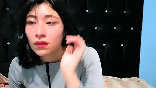 Sullyoonn online show from October 24, 11:26 pm