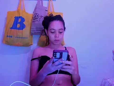 Annie rosse1017 online show from February 23, 4:47 am