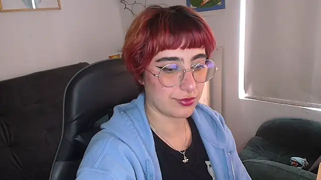 Miacatsito3 online show from February 12, 7:57 pm