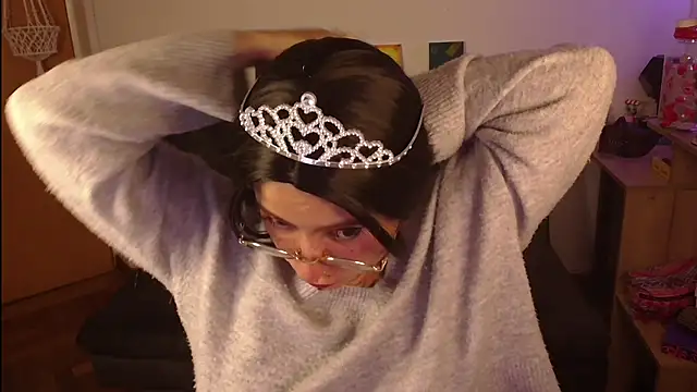 Miacatsito3 online show from October 30, 1:15 am