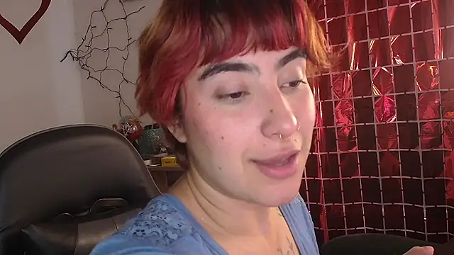 Miacatsito3 online show from February 20, 7:16 pm