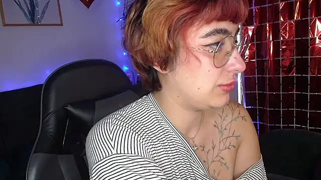 Miacatsito3 online show from February 25, 9:14 pm