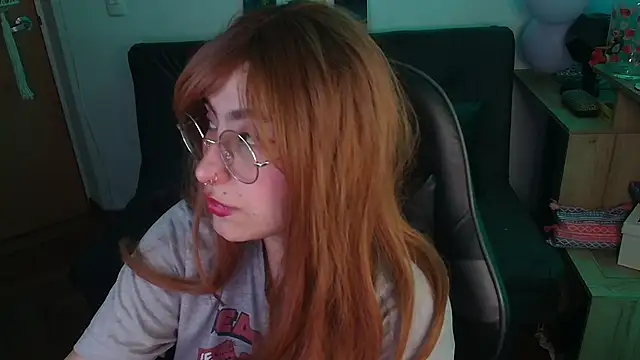 Miacatsito3 online show from November 21, 1:37 am