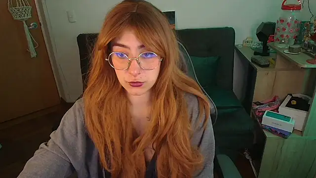 Miacatsito3 online show from November 15, 3:10 am