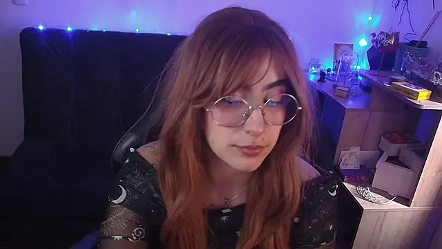 Miacatsito3 online show from March 27, 9:49 pm