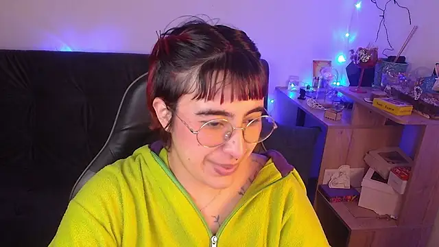 Miacatsito3 online show from March 21, 2:46 am