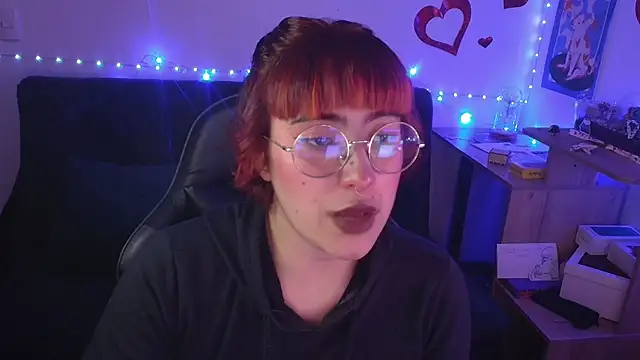 Miacatsito3 online show from April 23, 4:52 am