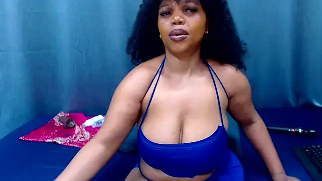 boujee01 online show from April 13, 1:26 pm