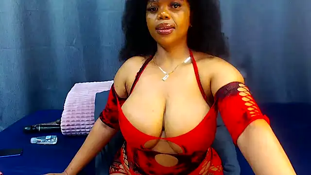 boujee01 online show from April 14, 3:39 pm