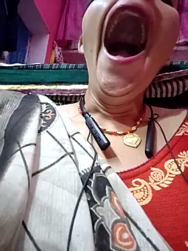 Snapshot of AnjaliKapoor chatting on October 24, 12:48 pm AnjaliKapoor online show from October 24, 12:48 pm