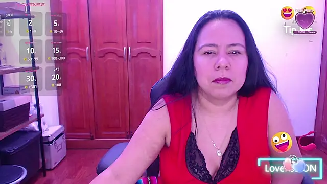 Snapshot of alexandraa19 chatting on October 3, 4:36 am alexandraa19 online show from October 3, 4:36 am