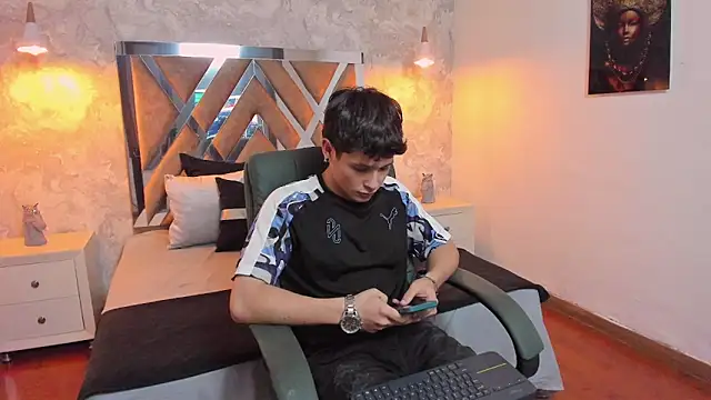 kraven lust online show from September 17, 3:08 am