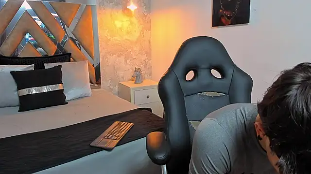 kraven lust online show from October 24, 3:16 am