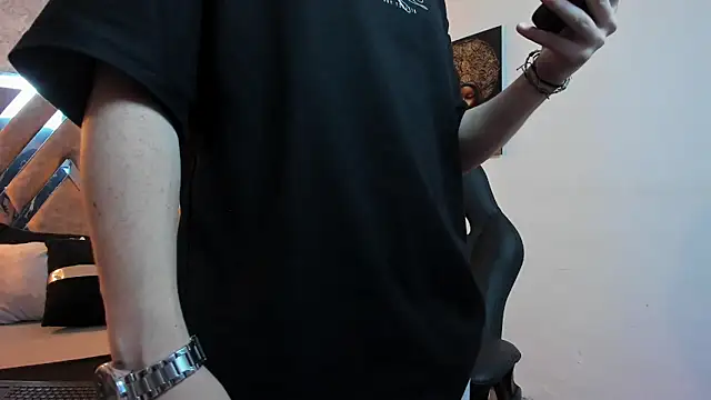 kraven lust online show from April 12, 3:10 am