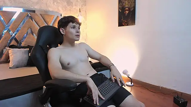 kraven lust online show from February 20, 6:26 am