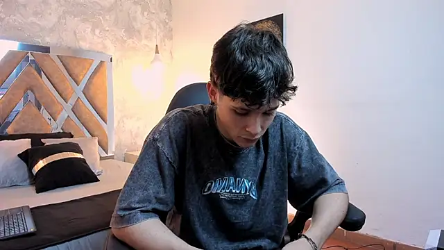 kraven lust online show from February 18, 3:04 am