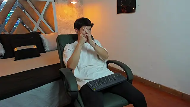 kraven lust online show from September 26, 3:02 am